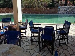 Pierhouse Hotel in Gouvia