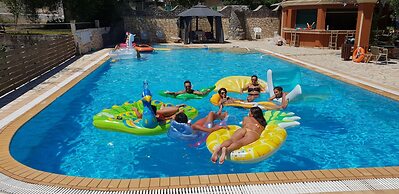 Pierhouse Hotel in Gouvia