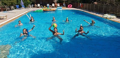 Pierhouse Hotel in Gouvia