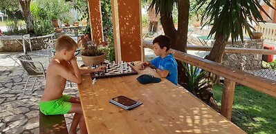 Pierhouse Hotel in Gouvia