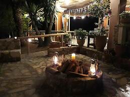 Pierhouse Hotel in Gouvia