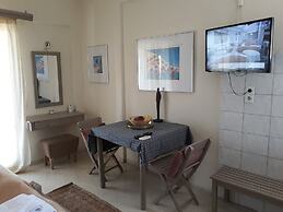 Pierhouse Hotel in Gouvia