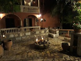 Pierhouse Hotel in Gouvia