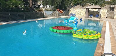 Pierhouse Hotel in Gouvia