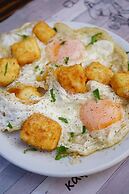 Pierhouse Hotel in Gouvia