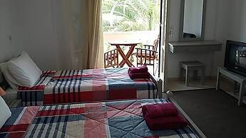 Pierhouse Hotel in Gouvia