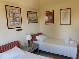 Pierhouse Hotel in Gouvia