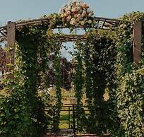 Pierhouse Hotel in Gouvia