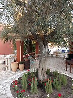 Pierhouse Hotel in Gouvia