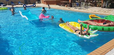 Pierhouse Hotel in Gouvia