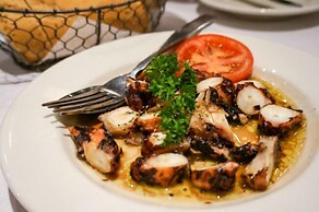 Pierhouse Hotel in Gouvia