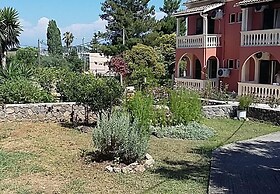 Pierhouse Hotel in Gouvia