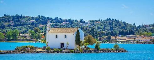 Pierhouse Hotel in Gouvia