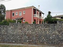 Pierhouse Hotel in Gouvia