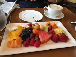 Pierhouse Hotel in Gouvia