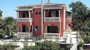 Pierhouse Hotel in Gouvia