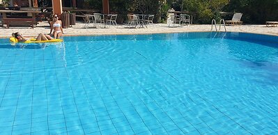 Pierhouse Hotel in Gouvia