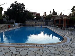 Pierhouse Hotel in Gouvia