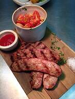 Pierhouse Hotel in Gouvia