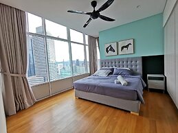 Sky Suite By Autumn Suites