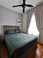 Sky Suite By Autumn Suites