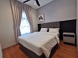 Sky Suite By Autumn Suites