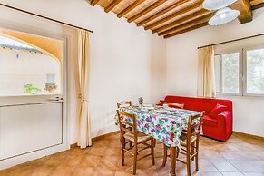 Corbezzola,Family Apt With Pool Near Volt