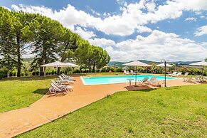 Fico Family Apt Shared Pool,volterra