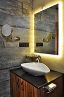 The 643 Holiday Homes