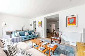 Beautifully Refurbished 2BD Flat- Clapham