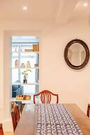 Beautifully Refurbished 2BD Flat- Clapham