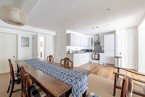 Beautifully Refurbished 2BD Flat- Clapham