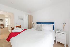 Beautifully Refurbished 2BD Flat- Clapham