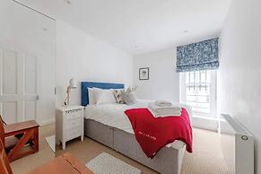 Beautifully Refurbished 2BD Flat- Clapham