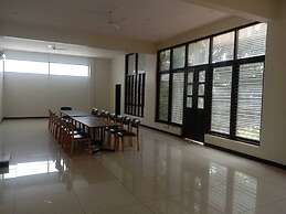 iROOMZ Nijaguna Resort