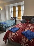 Gorgeous 5 Bedroom House