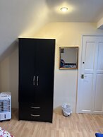 Gorgeous 5 Bedroom House