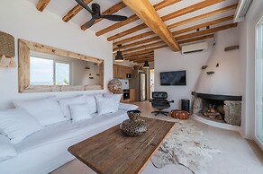 Nomade Villa 4 BD in Psarou