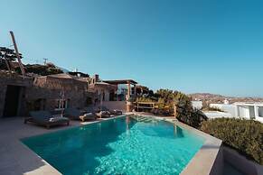 Nomade Villa 4 BD in Psarou