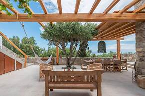 Nomade Villa 4 BD in Psarou