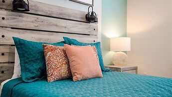 7 Bed Private Pool Home In Solterra Resort 7 Bedroom Home by RedAwning