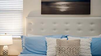 7 Bed Private Pool Home In Solterra Resort 7 Bedroom Home by RedAwning