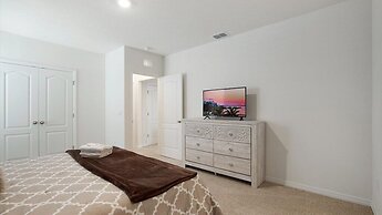 7 Bed Private Pool Home In Solterra Resort 7 Bedroom Home by RedAwning