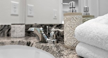 Lake View Solara Resort 6 Bed-private Pool 6 Bedroom Home