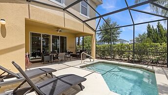 5 Bed With Private Pools Near Disney 5 Bedroom Townhouse