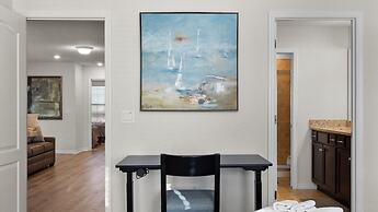 5 Bed 4 Bath Townhouse With Pool 5 Bedroom Townhouse by RedAwning