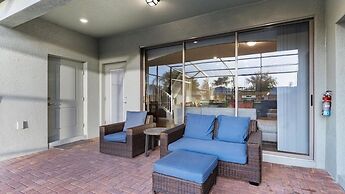 5 Bed 4 Bath Townhouse With Pool 5 Bedroom Townhouse by RedAwning