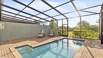 5 Bed 4 Bath Townhouse With Pool 5 Bedroom Townhouse by RedAwning