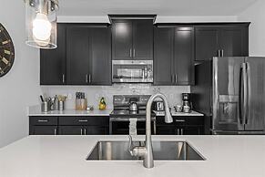 4 Bed 3 Bath In Champions Gate Resort! 4 Bedroom Townhouse