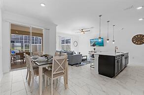 4 Bed 3 Bath In Champions Gate Resort! 4 Bedroom Townhouse